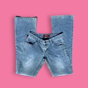 ✮2000s light wash low rise bootcut jeans    ✮